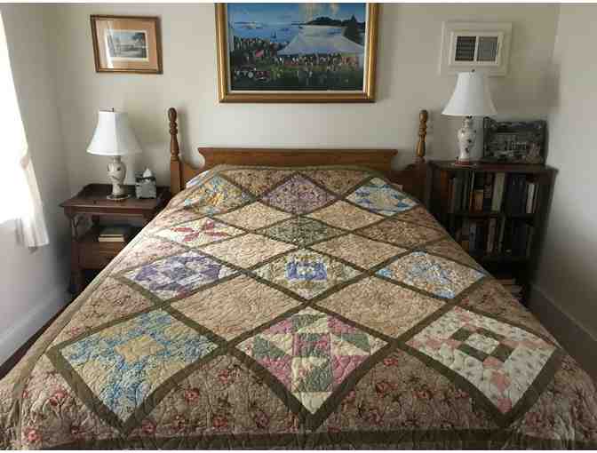 Handmade quilt by Linda Rice
