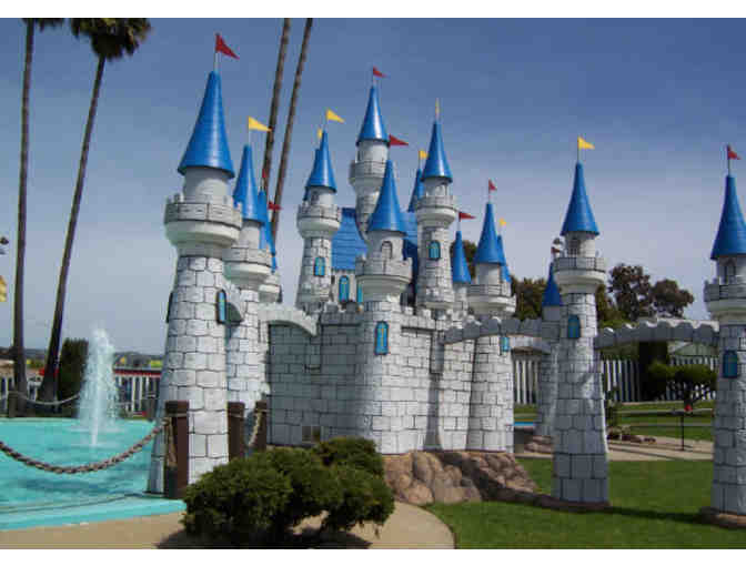 Afternoon of Mini Golf and Ice Cream!