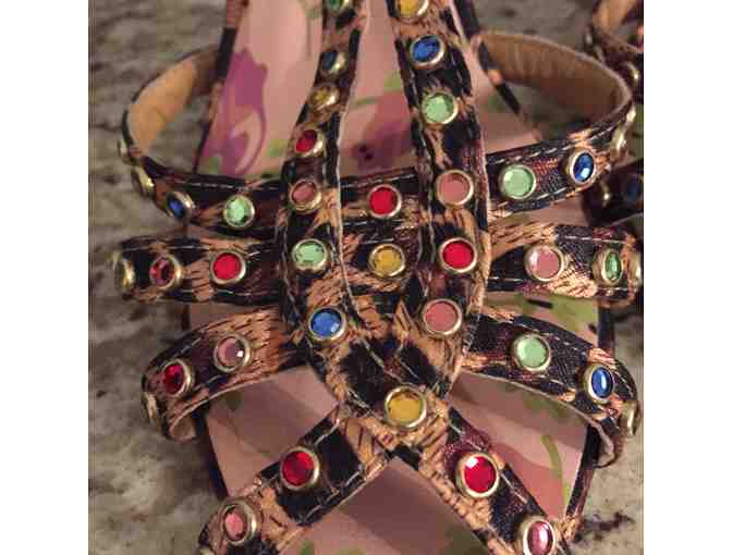 Betsy Johnson Satin leopard print sandal size 6