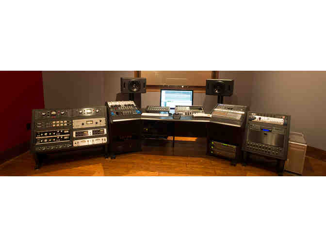 Orb Recording Studio : up to 10 hours 1 recording session *additional engineer fee