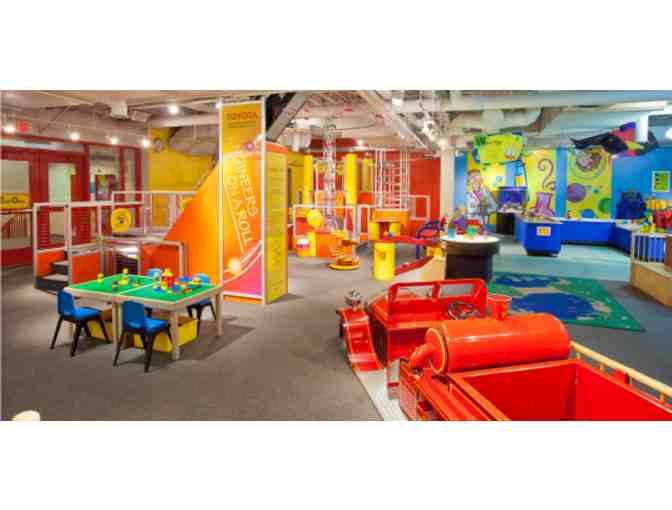 Ann Arbor Hands-on-Museum Family Fun Pack