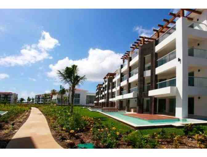 Escape the Crowds: 3 Night Stay in Mexico