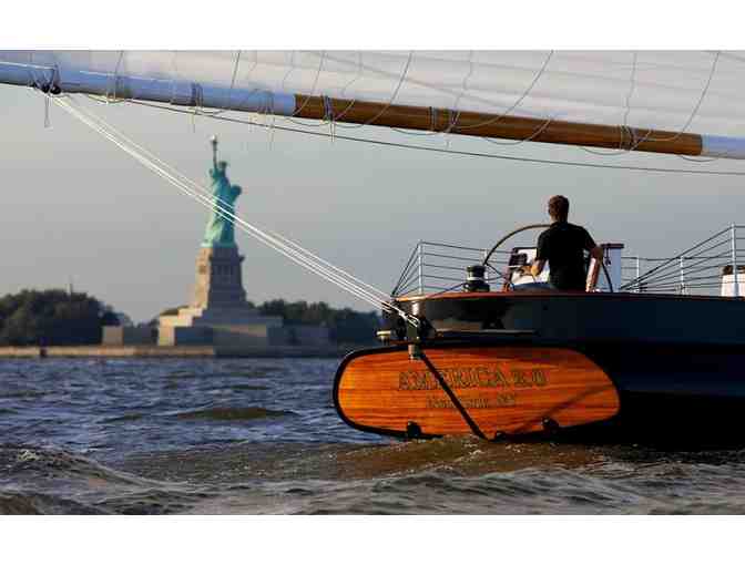 Classic Harbor Line Cruise in New York - 2 Tickets