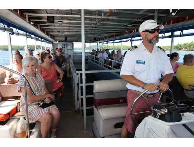 Rock Island Lighthouse (Glass-Bottom Boat) Tour - Family of 4