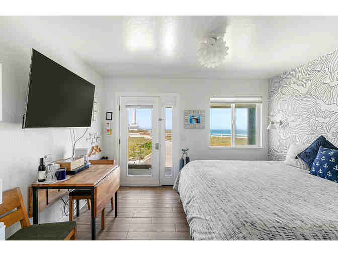 Two-Night Stay at Point Arena Lighthouse, CA