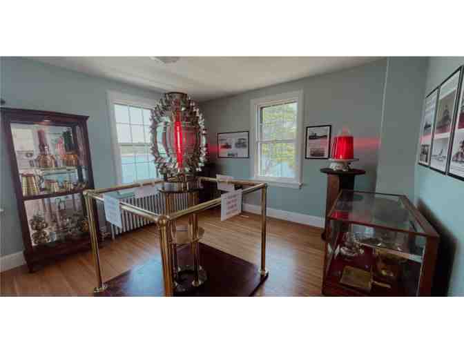 Private Tour for up to 6 of Pomham Rocks Lighthouse