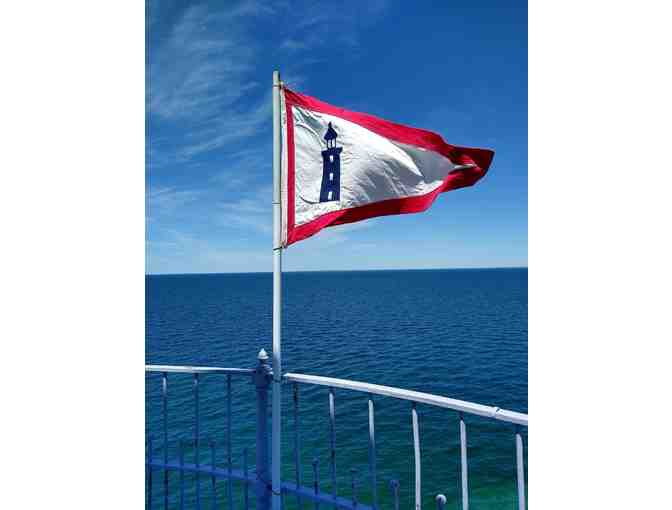 Tour for 2 of Spectacle Reef Lighthouse + One-Year Membership