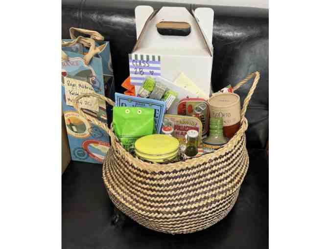 2B Class Basket - 'Bellissimo! The Best of Italy'