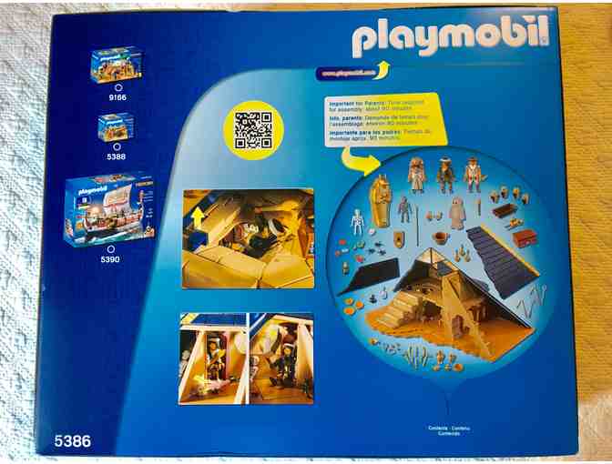 003.  Playmobil PHARAOH'S PYRAMID - deluxe 120 piece set