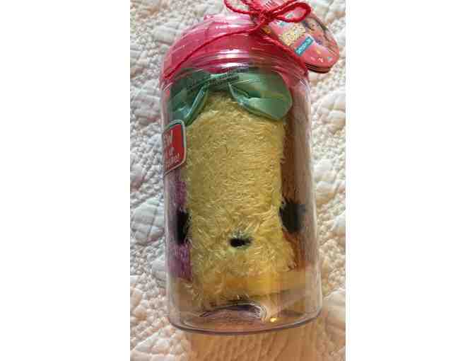 003. NUM NOMS - a light up surprise in a jar