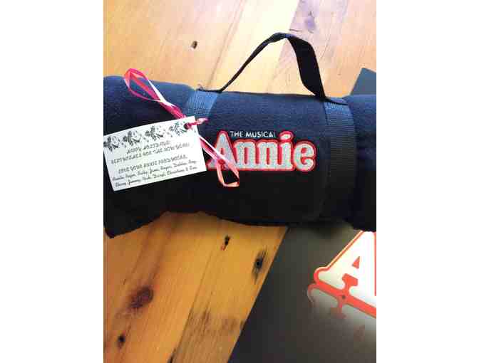 002. Vintage Broadway show poster & opening night ANNIE gifts!