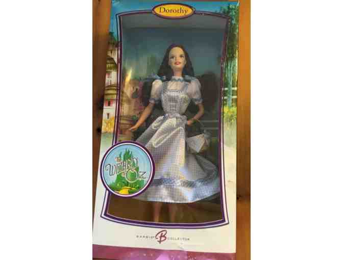 0005. Wizard of Oz Collectibles