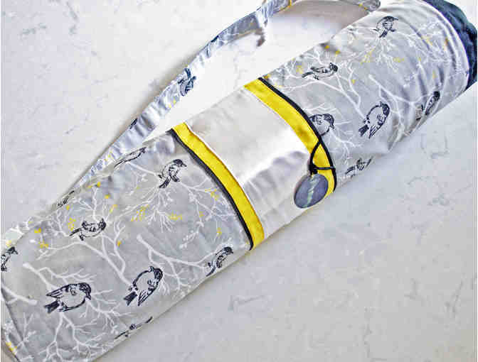 'BLACKBIRD' YOGA MAT BAG & YOGA 101