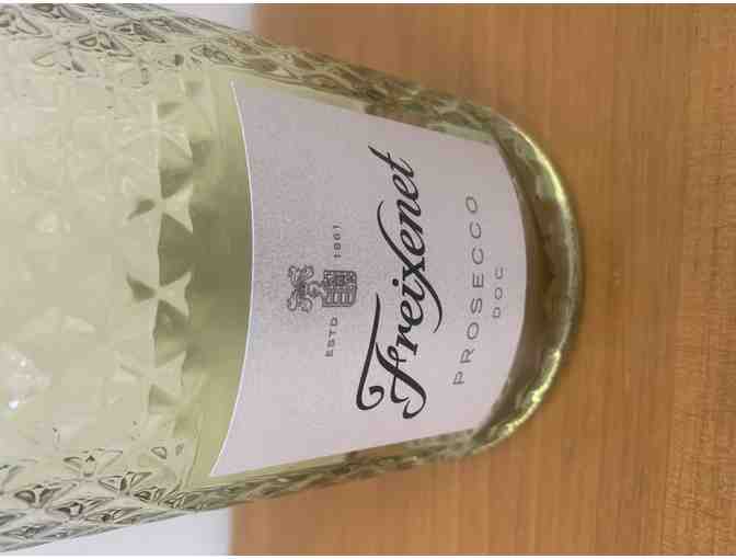 'Cheers to a New Year' Prosecco and Glasses Gift Set