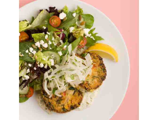 $100 Earls Restaurant Gift Card