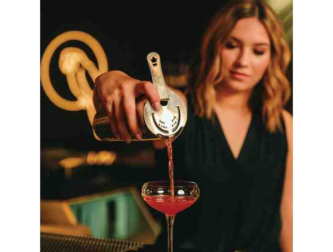 $100 Earls Restaurant Gift Card