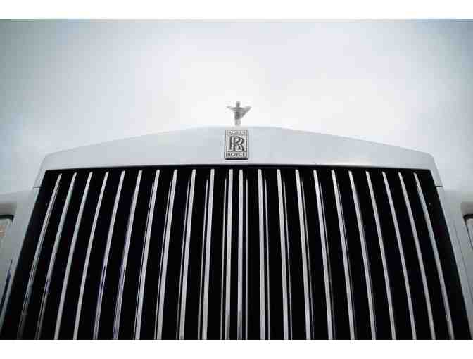 4 Hour Luxury Chauffeur Limousine Ride in a Rolls-Royce Phantom (LOT 2)
