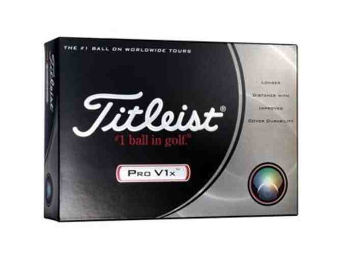 TITLEIST PRO V1 and PRO V1X GOLF BALLS 2 DOZEN