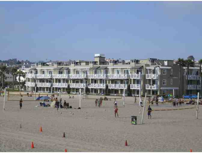 2 NIGHTS ON THE STRAND- BEACH HOUSE, HERMOSA