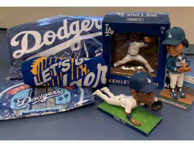 DODGERS FANS!! THIS MEMORABILIA IS FOR YOU!! BOBBLES, RALLY TOWELS, SWEATSHIRT & MORE!