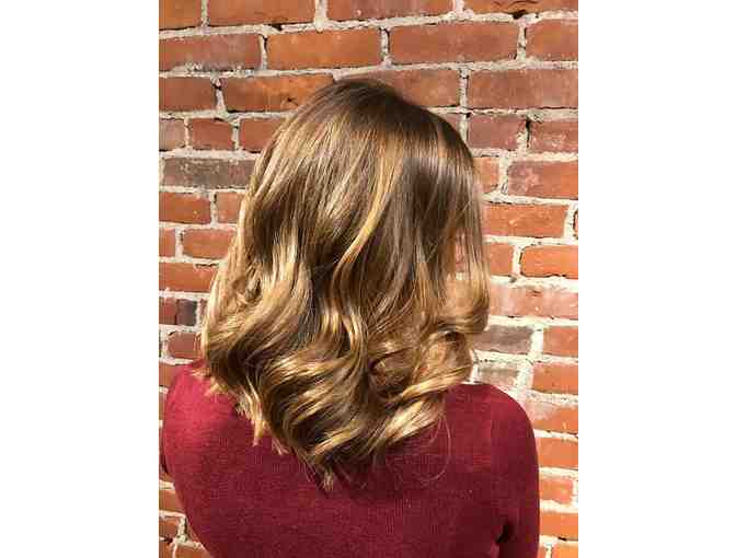 Davis Hairdressing - Cut & Blow Dry!