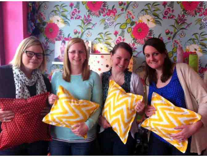 Hipstitch - Sip & Sew Night