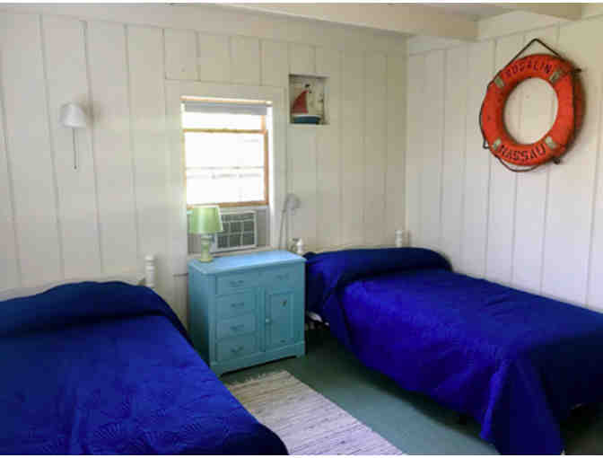 Historic Cape Cod Vacation Cottage - 1-Week Rental in Cape Cod During 2019 Off Season!