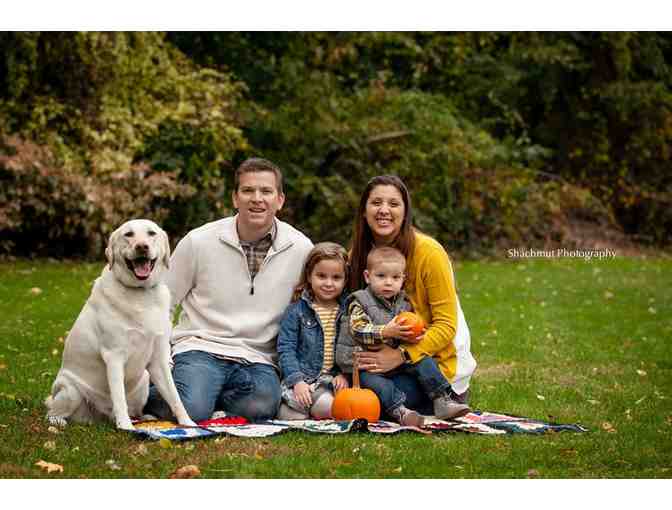 Shachmut Photography - 30-Minute Mini Session and 12 Digital Images