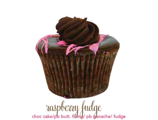 Treat Cupcake Bar - $25 Gift Card!