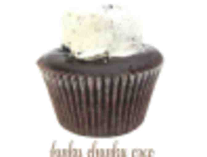 Treat Cupcake Bar - $25 Gift Card!