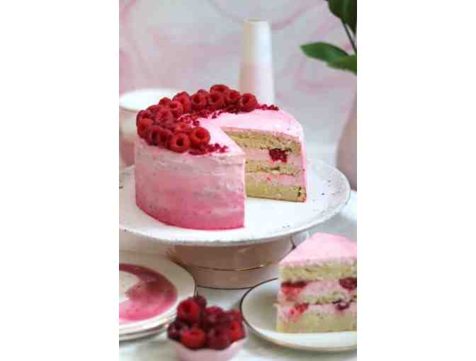 Homemade Cake by Daria Alfano