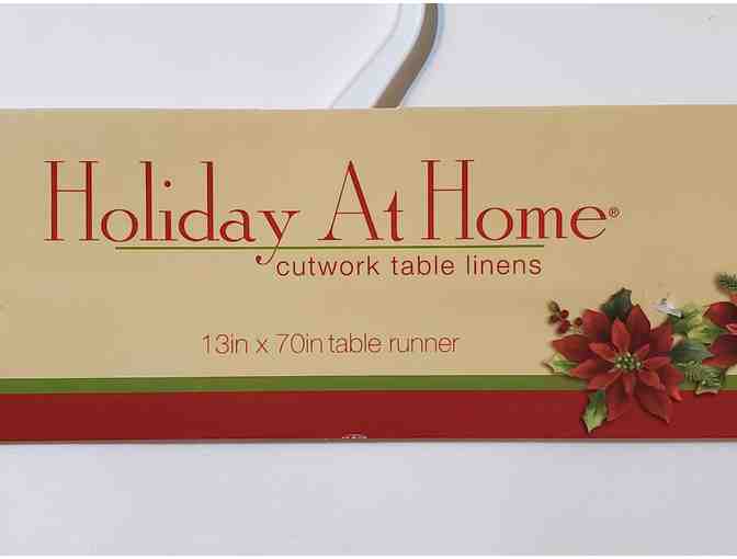 Christmas Table Runner -- Poinsettia design