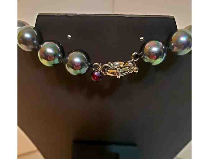 Necklace by Purple Pearl: Silver Gray 12mm pearls -- 16' strand