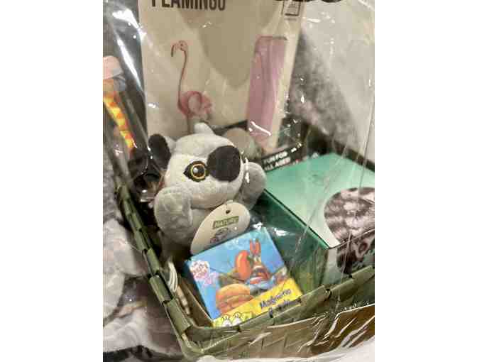 Lemur Plush Stuffy & Puzzles Gift Basket