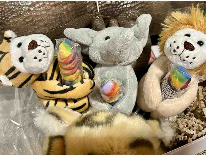 Nature Planet Gift Basket