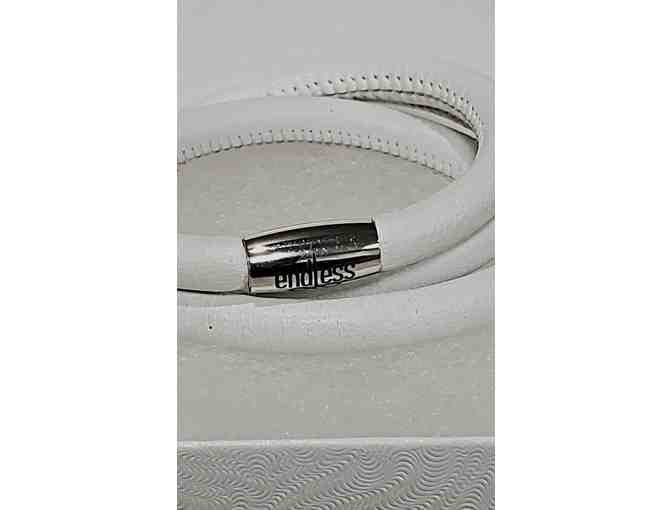 Bracelet by Endless: White Leather, double-wrap, magnetic clasp