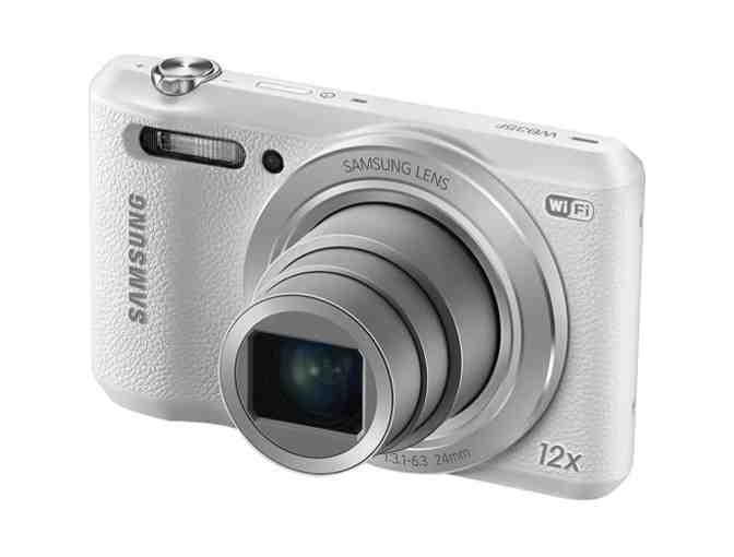 Samsung Point and Shoot Digital Camera
