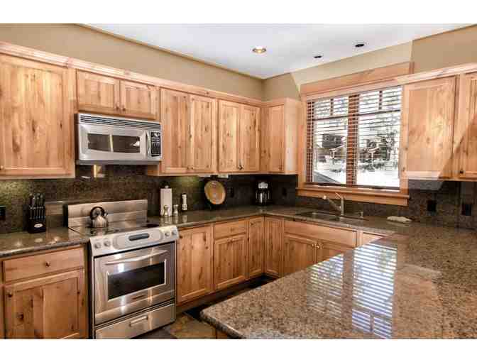 2BR, 2.5BA Townhome: Deeded Fractional Ownership in Truckee Lake Tahoe