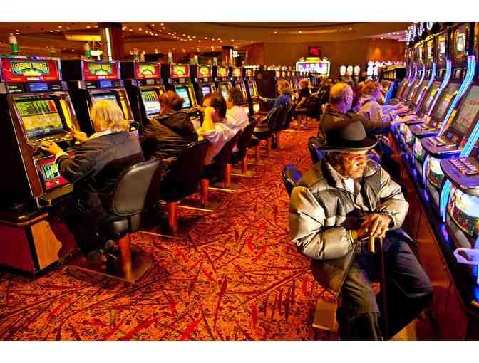 Foxwoods Overnight Stay and $100 Towards Dinner