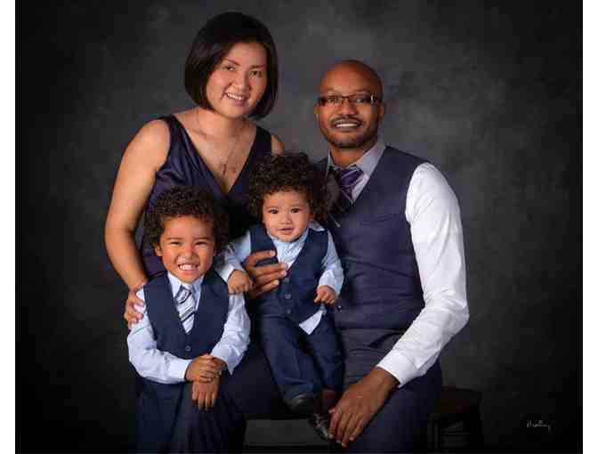 Mallory Portraits - Family Portrait Session & 14' Portrait