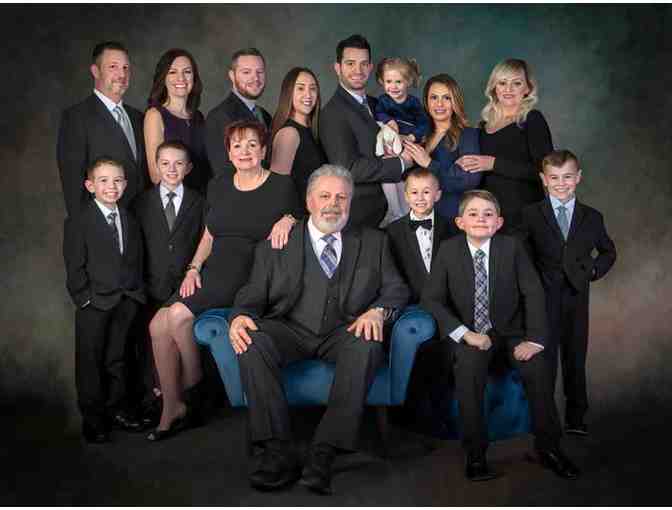 Mallory Portraits - Family Portrait Session & 14' Portrait