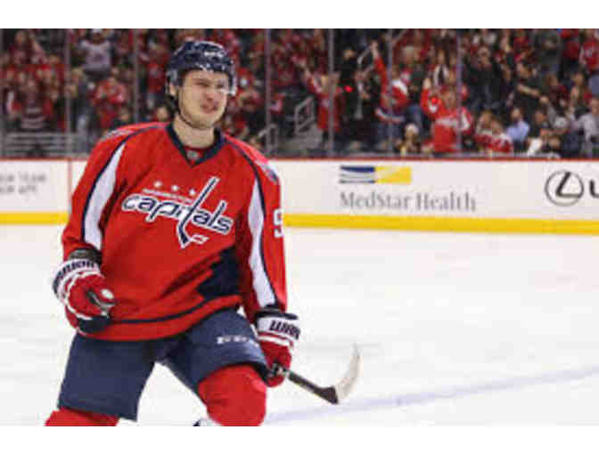 Dmitry Orlov Autographed Caps 8x10 Photo