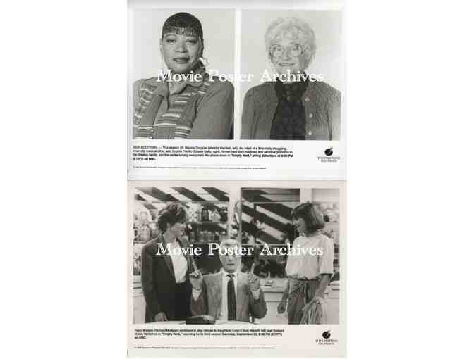 EMPTY NEST, 8x10 tv studio stills, Richard Mulligan, Dinah Manoff, David Leisure, Kristy McNichol