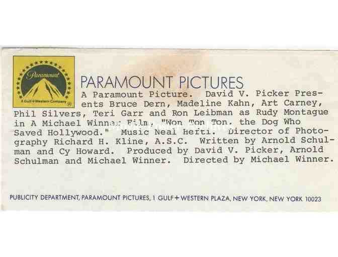 WON TON TON: THE DOG WHO SAVED HOLLYWOOD, 1976, 8x10 studio stills, Madeline Kahn