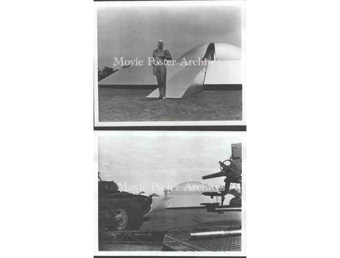 DAY THE EARTH STOOD STILL, 1951, GROUP B, movie stills, Michael Rennie