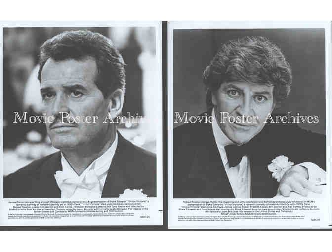 VICTOR/VICTORIA, 1982, GROUP B, movie stills, Julie Andrews, James Garner