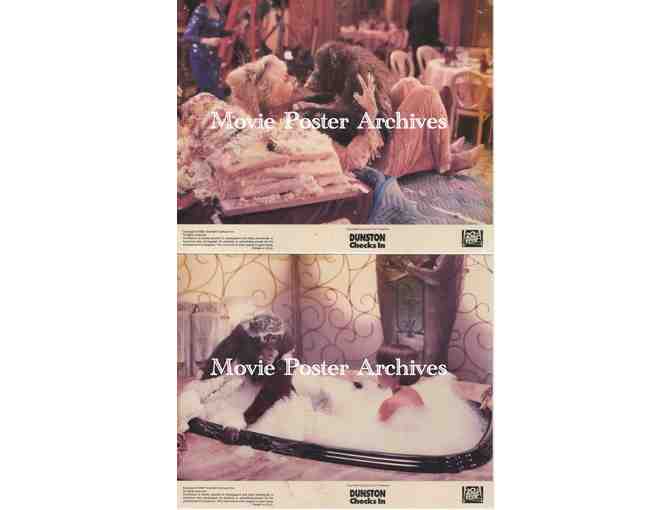 DUNSTON CHECKS IN, 1995, mini lobby cards, Jason Alexander, Faye Dunaway, Paul Reubens