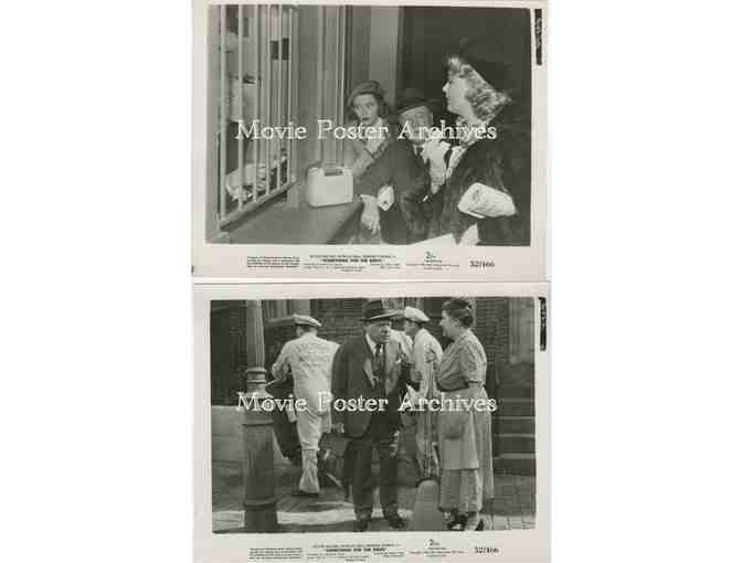 SOMETHING FOR THE BIRDS, 1952, movie stills, Victor Mature, Patricia Neal, Larry Keating