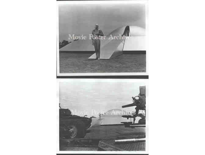 DAY THE EARTH STOOD STILL, 1951, GROUP B, movie stills, Michael Rennie