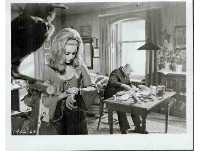 WAIT UNTIL DARK, 1967, movie stills, Audrey Hepburn, Alan Arkin